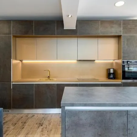 Eden With Heated Pool Βίλα Omiš