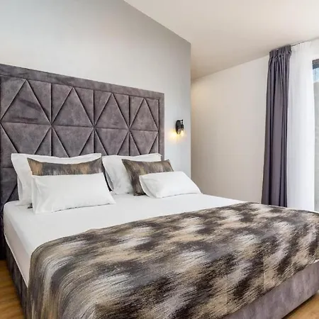 Eden With Heated Pool Βίλα *