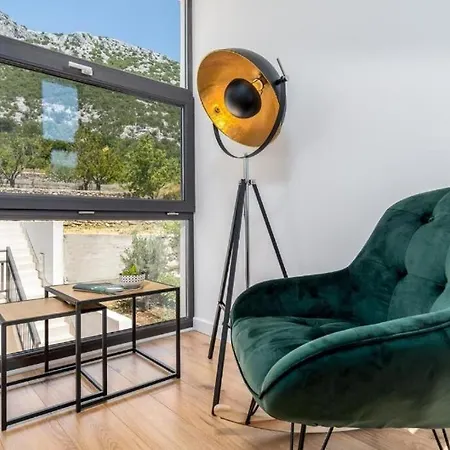 Eden With Heated Pool