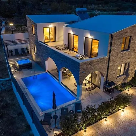 Eden With Heated Pool *